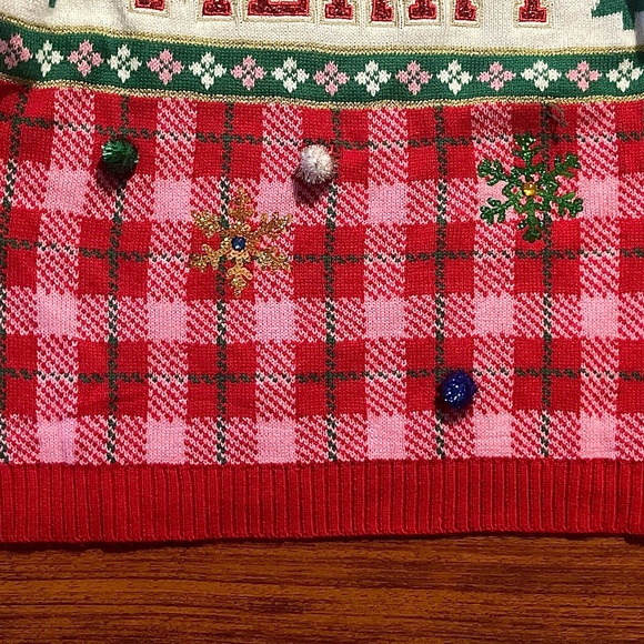 Ugly Christmas Sweater - Picture 6 of 9